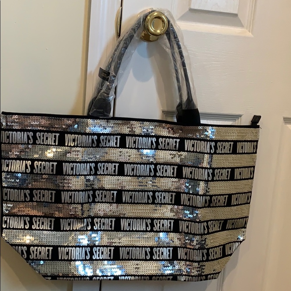 Victoria’s Secret tote bag